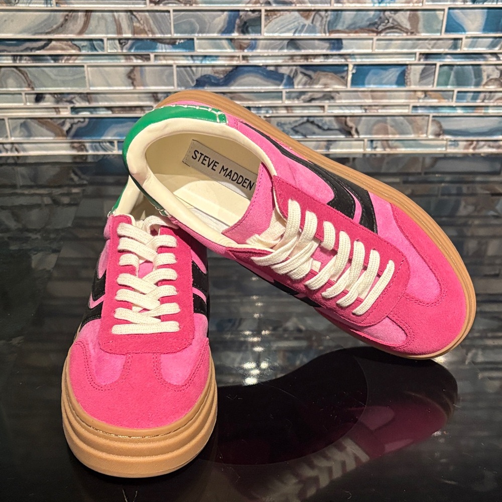 Steve Madden Pink and Black Suede Platform Sneakers - Picture 3 of 10